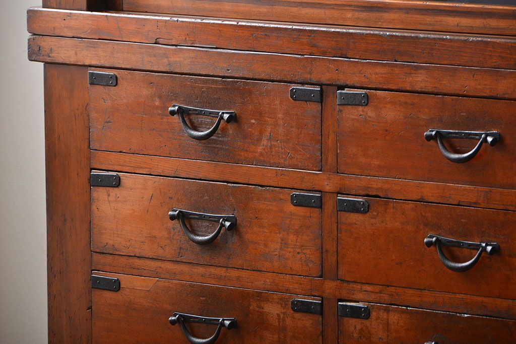 アンティーク家具　古民具・骨董　前面檜材のアンティーク重ね収納棚(水屋箪笥)