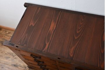 アンティーク家具　古民具・骨董　前面檜材のアンティーク重ね収納棚(水屋箪笥)