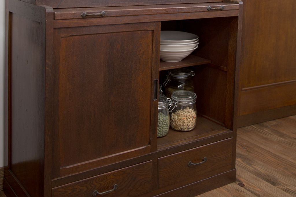 アンティーク家具　和製アンティーク　古いナラ材の上質な食器棚(カップボード)