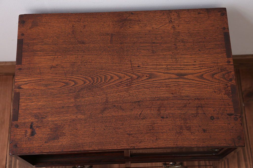 アンティーク家具　古民具・骨董　高級品!古い槐(えんじゅ)材の上質な戸棚付き小引き出し