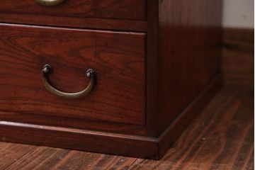 アンティーク家具　古民具・骨董　高級品!古い槐(えんじゅ)材の上質な戸棚付き小引き出し