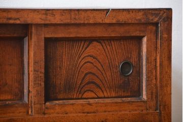 アンティーク家具　和製アンティーク　古い木の味わい深い小振りな収納棚