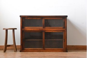 アンティーク家具　古民具・骨董　前面欅材の気泡ガラス戸時代箪笥サイドボード