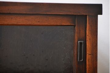 アンティーク家具　古民具・骨董　前面欅材の気泡ガラス戸時代箪笥サイドボード