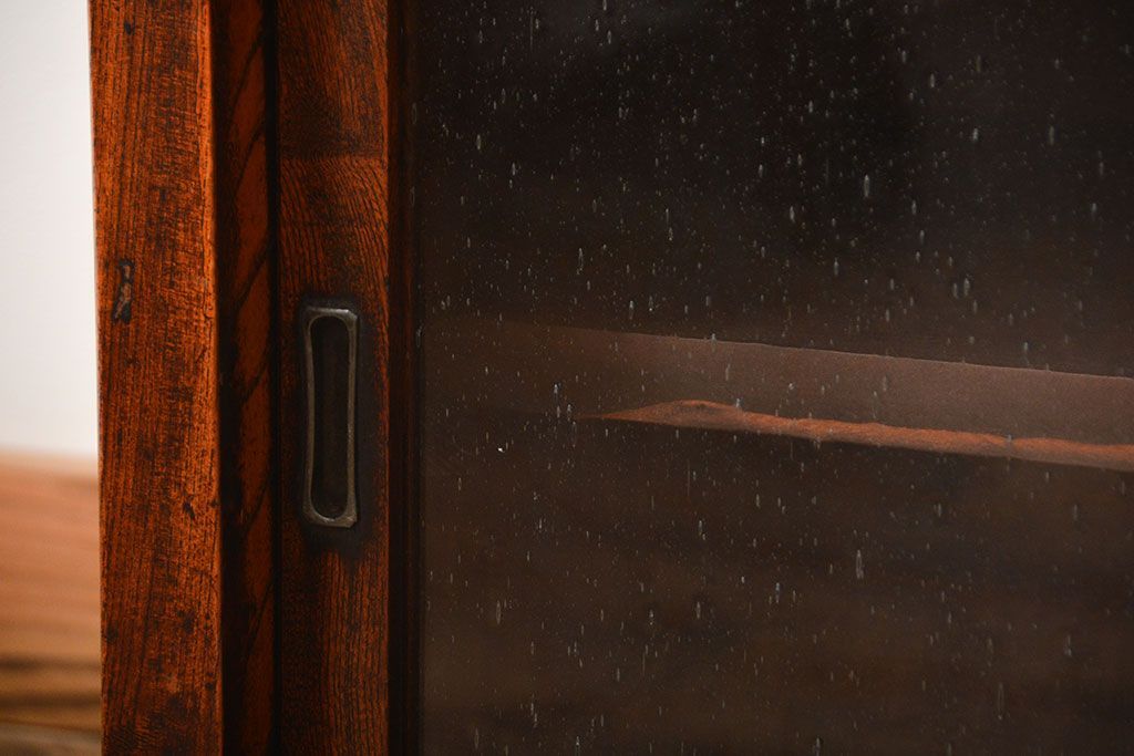 アンティーク家具　古民具・骨董　前面欅材の気泡ガラス戸時代箪笥サイドボード