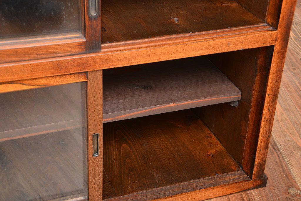 アンティーク家具　古民具・骨董　前面欅材の気泡ガラス戸時代箪笥サイドボード