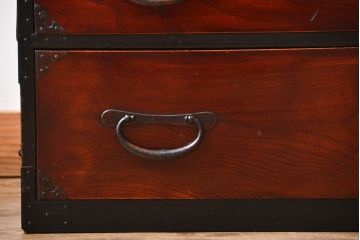 アンティーク家具　古民具・骨董　漆が美しいアンティーク時代箪笥ローボード(1)