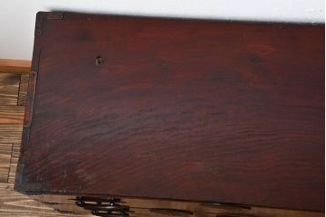 アンティーク家具　古民具・骨董　漆が美しいアンティーク時代箪笥ローボード(2)