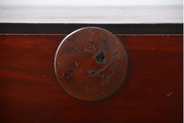 アンティーク家具　古民具・骨董　漆が美しいアンティーク時代箪笥ローボード(2)