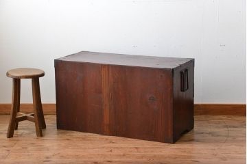 アンティーク家具　古民具・骨董　漆が美しいアンティーク時代箪笥ローボード(2)