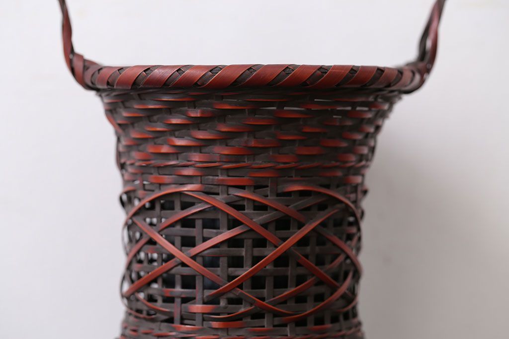 アンティーク雑貨　古民具・骨董　旭洋銘・竹製手付花籠(花入)