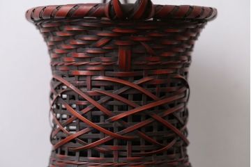 アンティーク雑貨　古民具・骨董　旭洋銘・竹製手付花籠(花入)