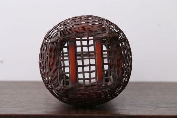 アンティーク雑貨　古民具・骨董　旭洋銘・竹製手付花籠(花入)