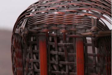 アンティーク雑貨　古民具・骨董　旭洋銘・竹製手付花籠(花入)