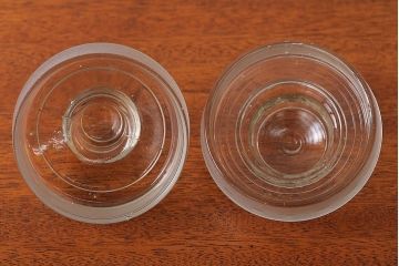 アンティーク雑貨　昭和レトロ　古いアンティークガラス瓶(ビン)2個セット