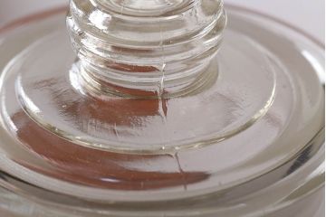 アンティーク雑貨　昭和レトロ　古いアンティークガラス瓶(ビン)2個セット