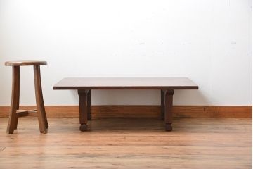 アンティーク家具　和製アンティーク　古い木製のシンプルな座卓(1)