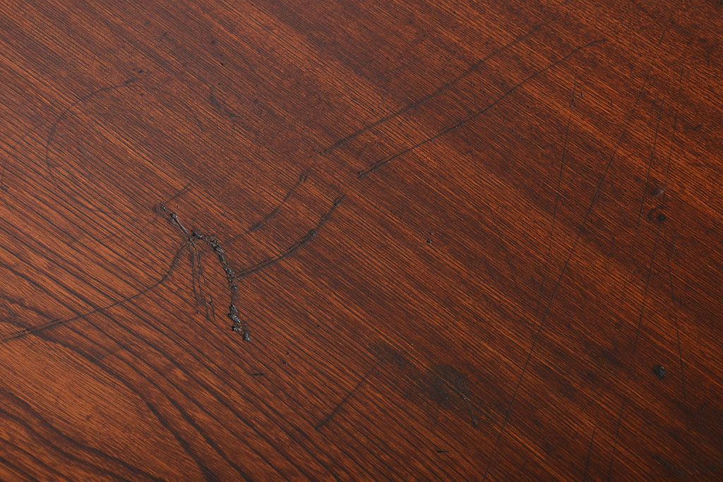 アンティーク家具　和製アンティーク　古い木製のシンプルな座卓(1)