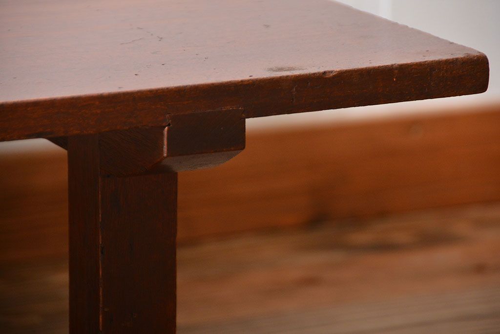 アンティーク家具　和製アンティーク　古い木製のシンプルな座卓(1)