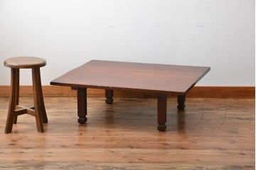 アンティーク家具　和製アンティーク　古い木製のシンプルな座卓(1)