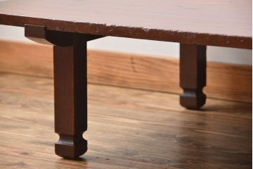 アンティーク家具　和製アンティーク　古い木製のシンプルな座卓(1)