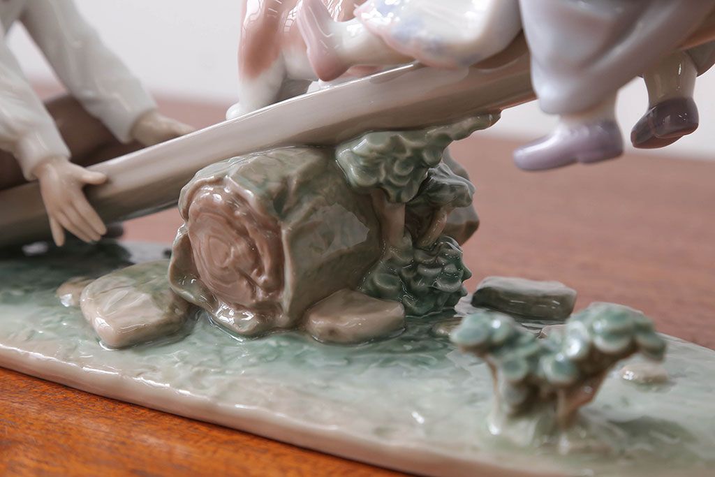 アンティーク雑貨　美品・リヤドロ(LLADRO)シーソーと子供たち(絶版)箱付き(定価約13万円)