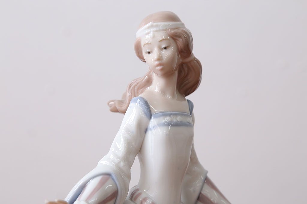 アンティーク雑貨　美品・リヤドロ(LLADRO)シンデレラ・箱付き