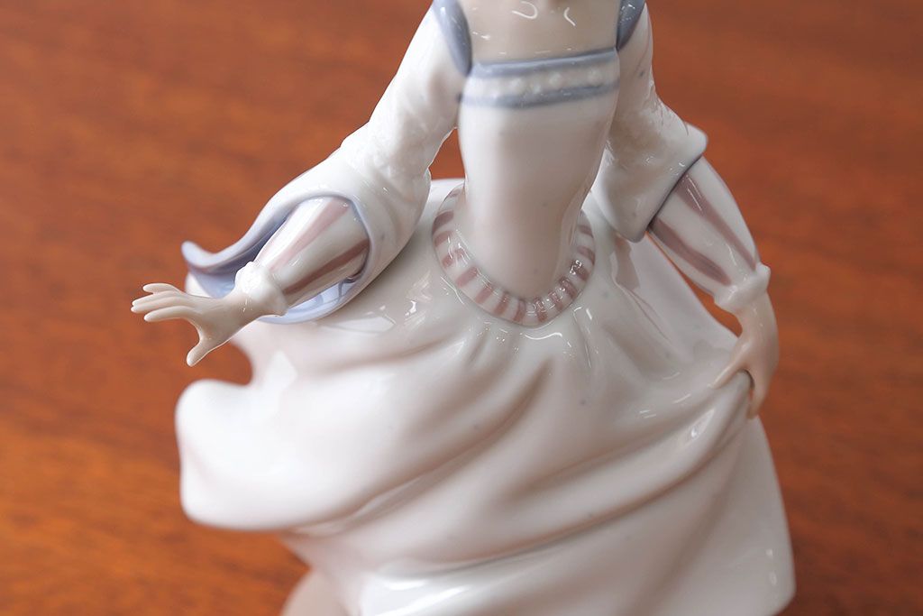 アンティーク雑貨　美品・リヤドロ(LLADRO)シンデレラ・箱付き