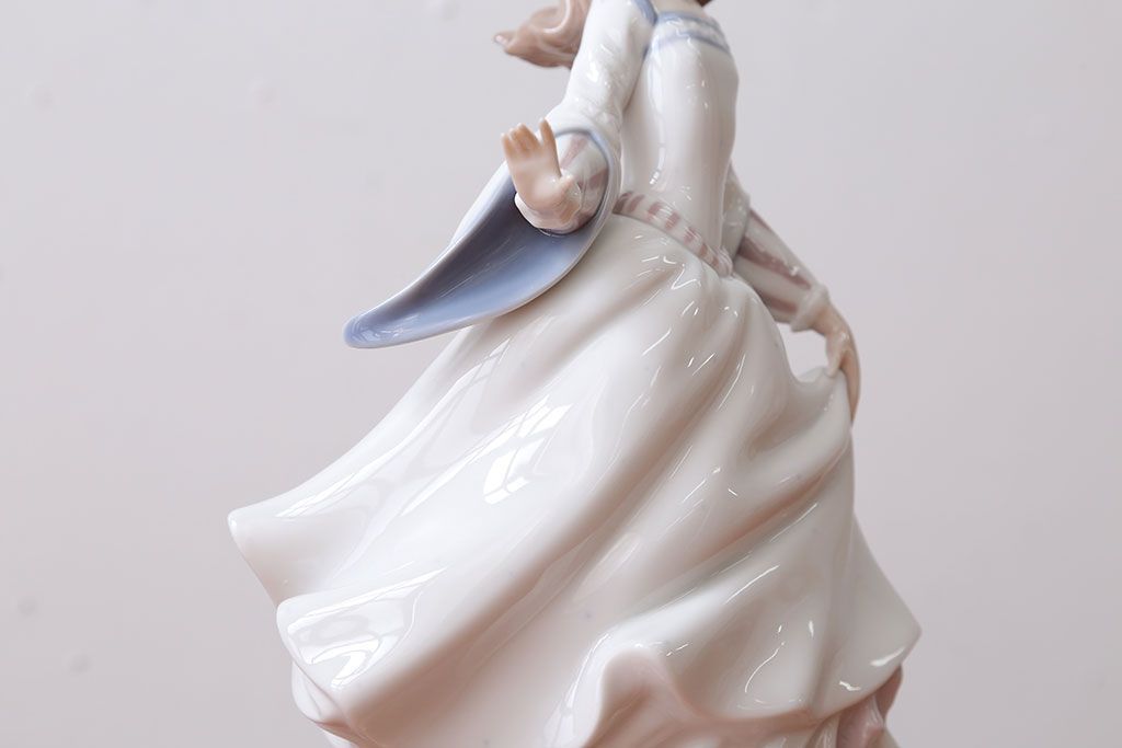 アンティーク雑貨　美品・リヤドロ(LLADRO)シンデレラ・箱付き