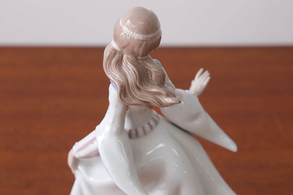 アンティーク雑貨　美品・リヤドロ(LLADRO)シンデレラ・箱付き