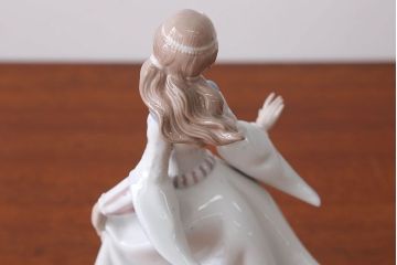 アンティーク雑貨　美品・リヤドロ(LLADRO)シンデレラ・箱付き