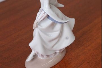 アンティーク雑貨　美品・リヤドロ(LLADRO)シンデレラ・箱付き