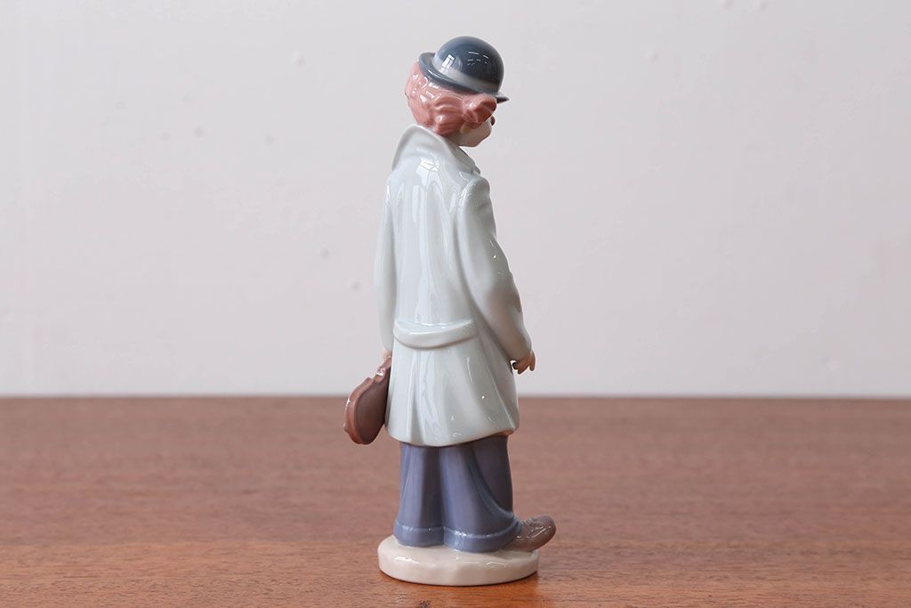 アンティーク雑貨　美品・リヤドロ(LLADRO)少年ピエロ(ヴァイオリン)・箱付き