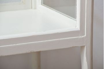 レトロ家具　昭和レトロ　キャスター付き!古いペイントガラスケース