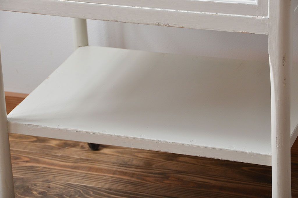 レトロ家具　昭和レトロ　キャスター付き!古いペイントガラスケース