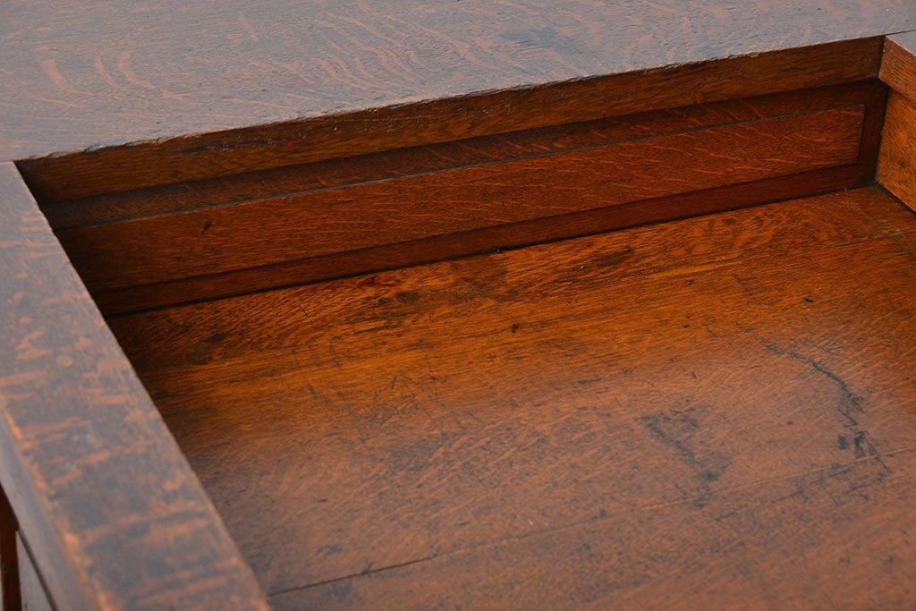 アンティーク家具　和製アンティーク　古いナラ材の重厚で上質な高級片袖机