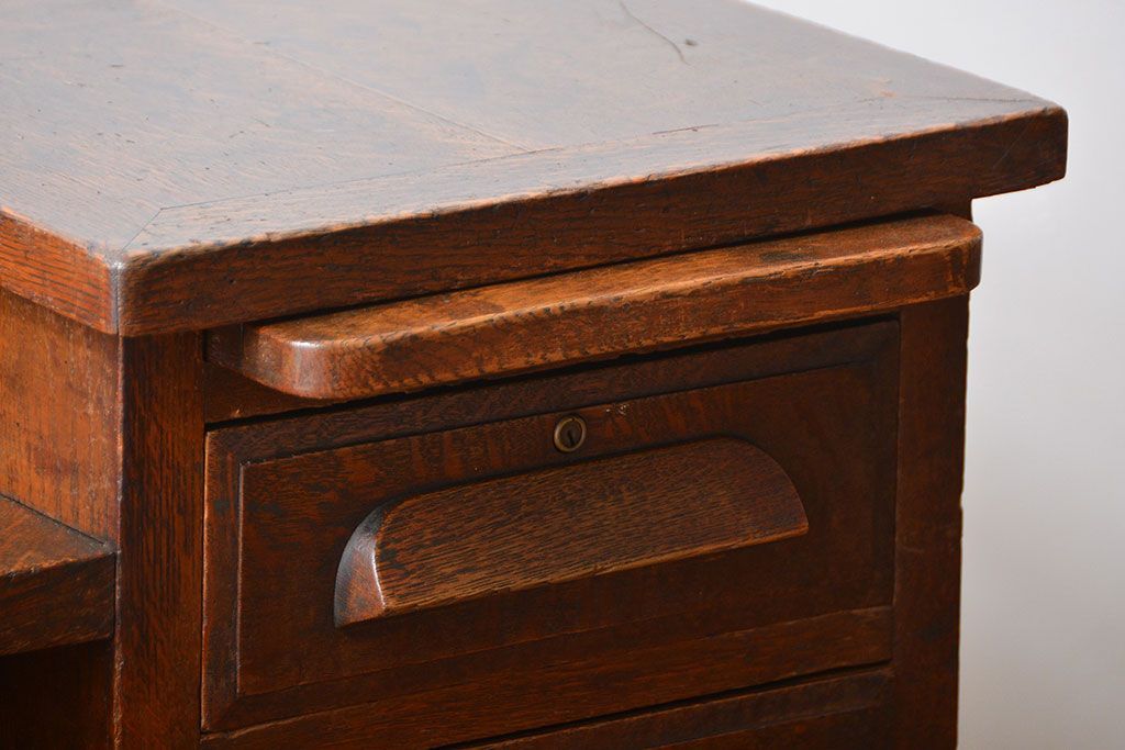 アンティーク家具　和製アンティーク　古いナラ材の重厚で上質な高級片袖机