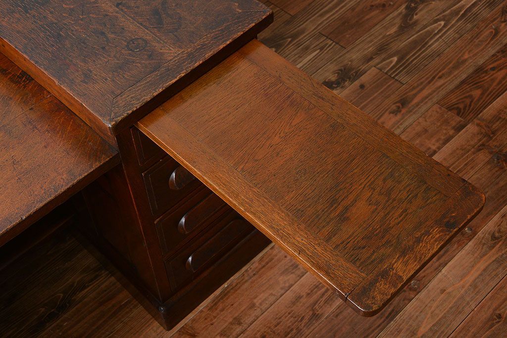 アンティーク家具　和製アンティーク　古いナラ材の重厚で上質な高級片袖机