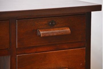 レトロ家具　昭和レトロ　古いナラ材の上品なアンティークデスク(片袖机)