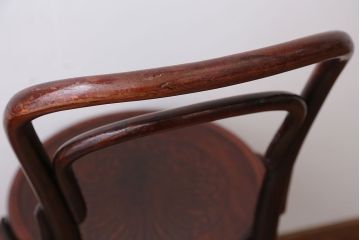 アンティーク家具　アンティーク　ポーランドAPM社製おしゃれなバルーンバックベントウッドチェア