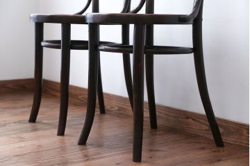 アンティーク家具　アンティーク　Mundus&JJKohn社(ムンダス&JJコーン)社のベントウッドチェア2脚セット