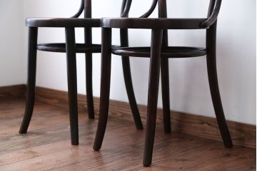アンティーク家具　アンティーク　THONET(トーネット)社製バルーンバックベントウッドチェア2脚セット