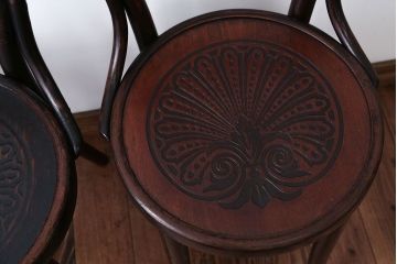 アンティーク家具　アンティーク　THONET(トーネット)社製バルーンバックベントウッドチェア2脚セット