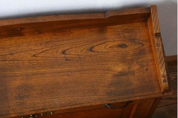 アンティーク家具　和製アンティーク　古い栓材の小ぶりなライティングビューロー