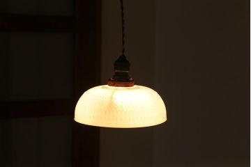 アンティーク　レトロでかわいいセルロイド製電笠天井照明