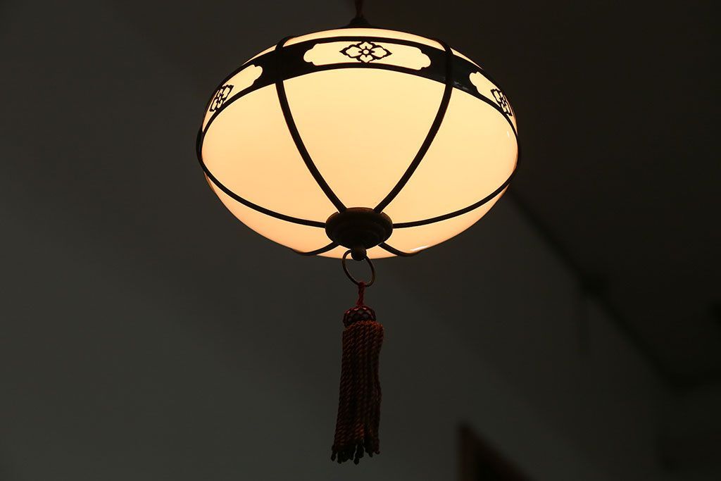 アンティーク　銅の装飾が素敵な雪洞(ぼんぼり)吊り下げ照明