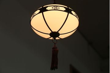 アンティーク　銅の装飾が素敵な雪洞(ぼんぼり)吊り下げ照明