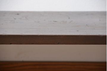 アンティーク家具　アンティーク　古い木の味わい深い脚付き裁ち板