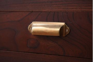 アンティーク家具　古民具・骨董　モールガラス入り!前面欅材の和製アンティーク収納棚