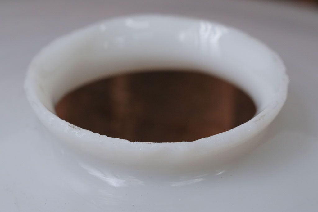 昭和レトロ　シンプルな白いガラスの平笠天井照明2個セット